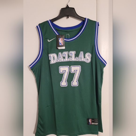green mavs luka jersey